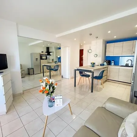 Apartment T3 Avec Garage Proche De La